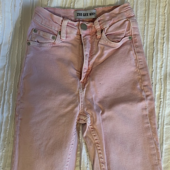 See Gee Why pink skinny jeans with rips in knees size 24 - Picture 2 of 4